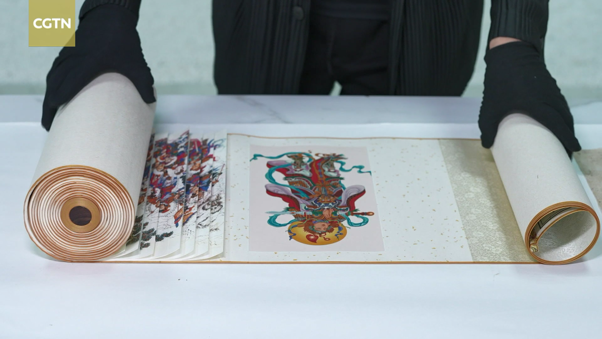 Chinese artist resurrects dragon scale bookbinding craft
